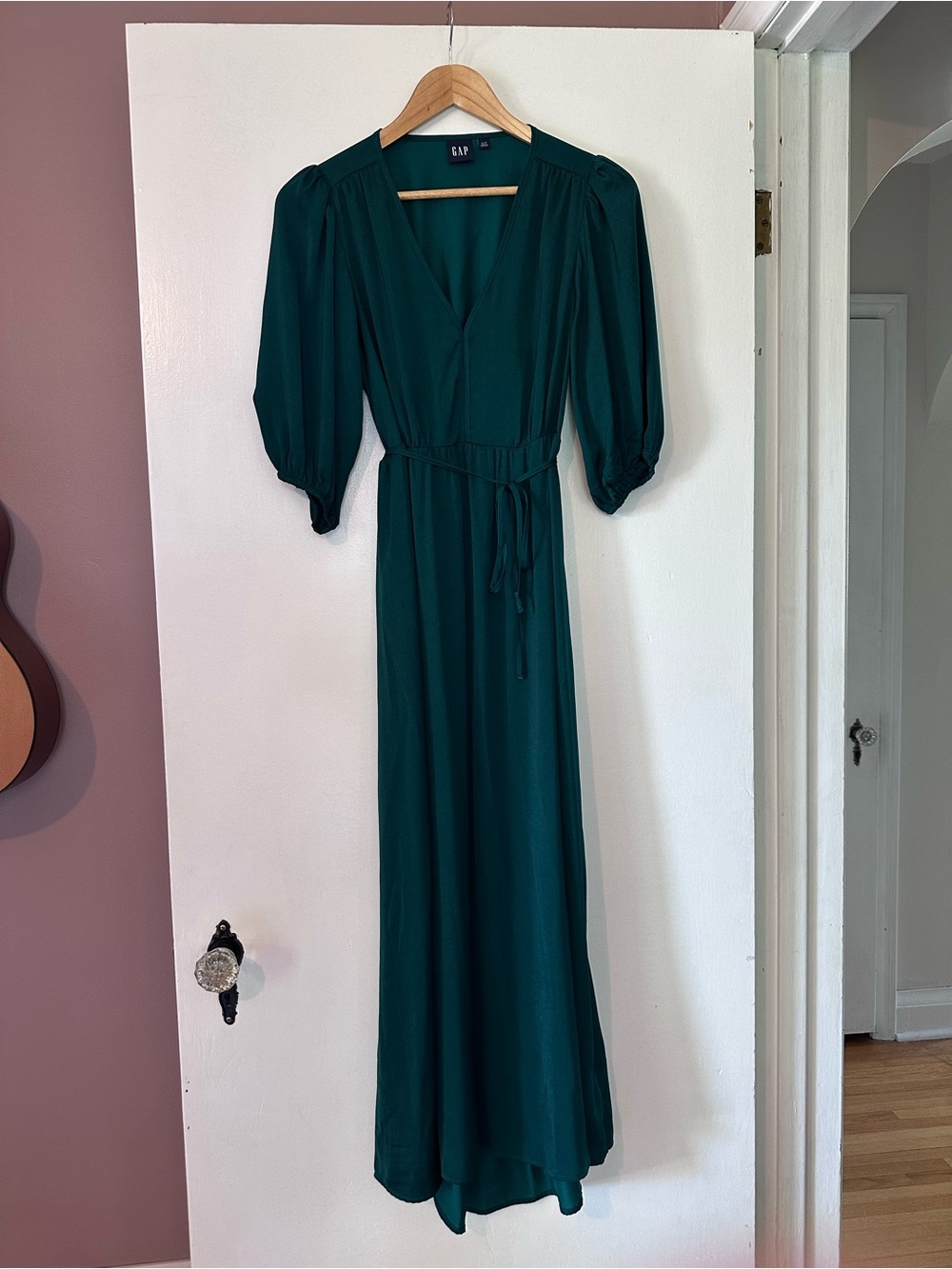 GAP Emerald Green Maxi Dress with Puff Sleeves and Back Cutout